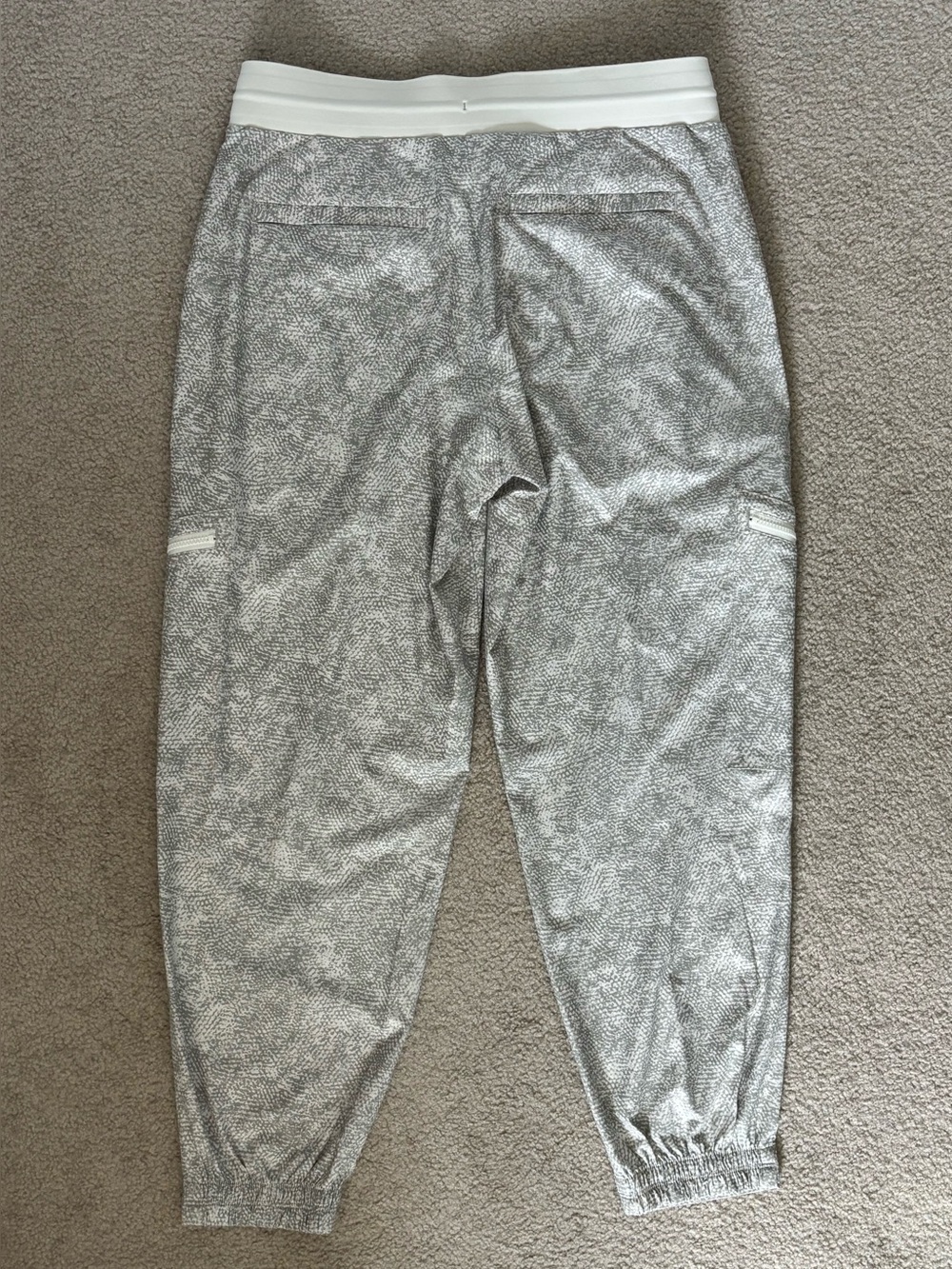 Athleta Venture Printed Pants - Picture 4 of 11